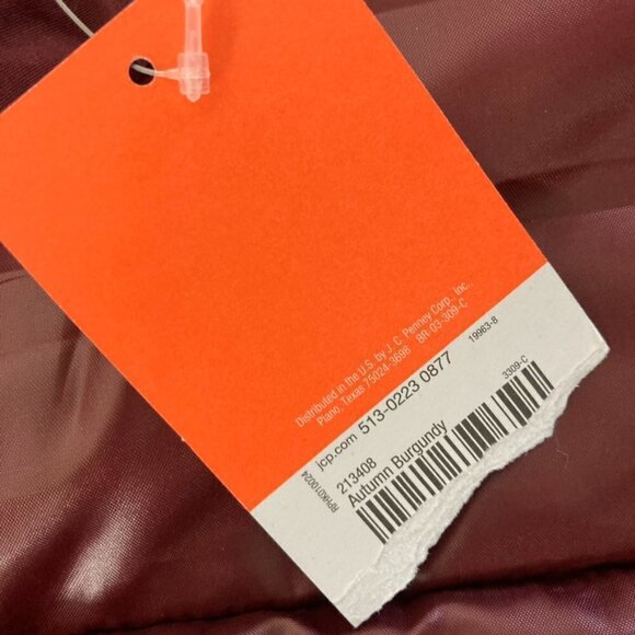 St. John’s Bay Burgundy Puffer Vest Full Zip Pockets NWT Size Medium - Picture 6 of 8